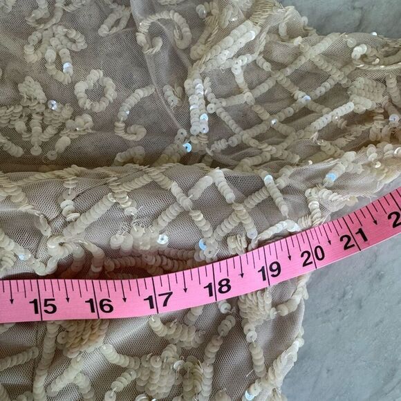 MAC DUGGAL Nude Sequined Illusion High Neck Long Sleeve Midi Dress size 10 NWOT - Picture 7 of 9